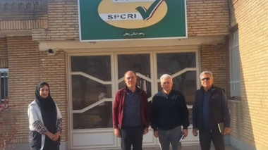 بازدید و نمونه برداری از پارت های بذری شرکتهای تولید بذر گندم و جو استان زنجان توسط همکاران  موسسه تحقیقات ثبت و گواهی بذر و نهال