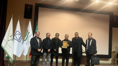 کسب رتبه برتر علمی–پژوهشی از سازمان بسیج کشاورزی استان زنجان توسط دکتر پیمان اکبرزاده پژوهشگر مرکز تحقیقات کشاورزی و منابع طبیعی