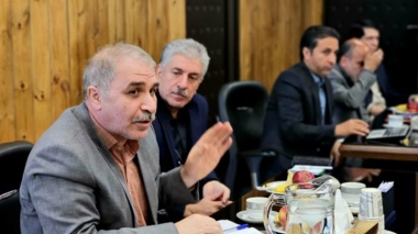 نشست مشترک  SDI باحضور دکتر عظیمی،رئیس مرکز وهمراهی  مهندس خلفی ومدیران از شبکه ذی نفعان اجرایی